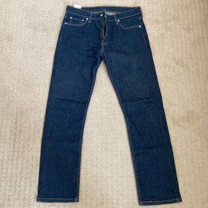 Levi's 513 jeans